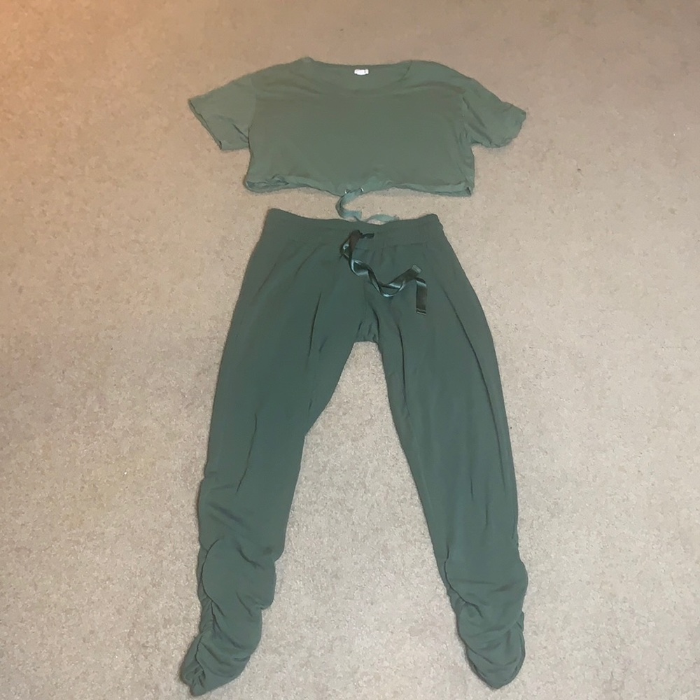 GARAGE COMFY LOUNGE SET